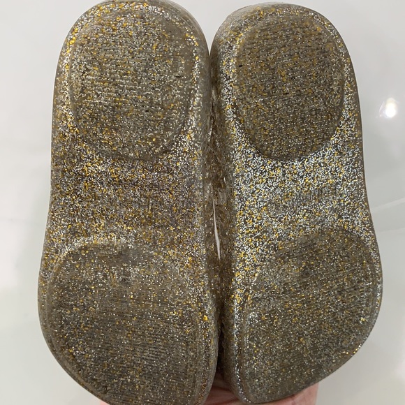 Mini Melissa - Picture 2 of 3